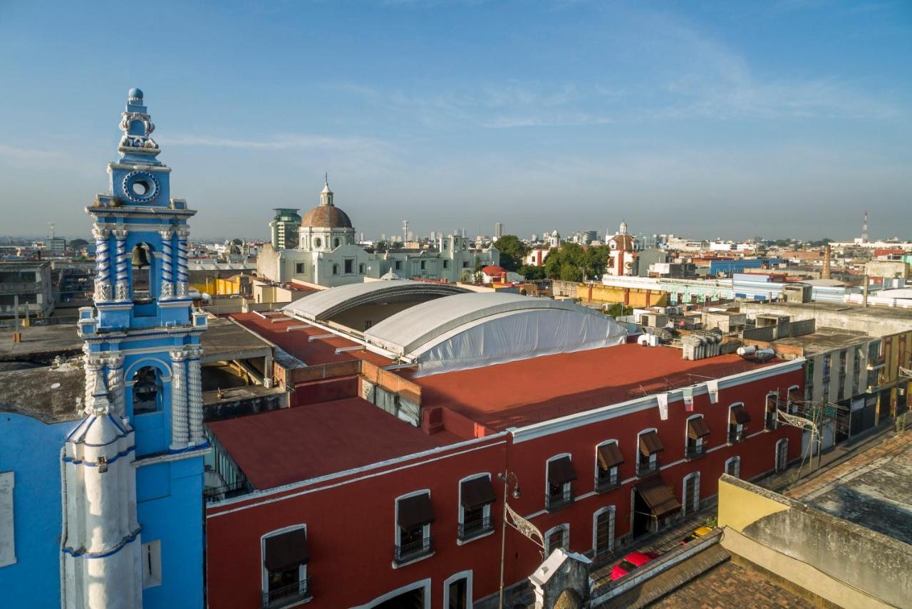 Quinta Real Puebla Hotell Eksteriør bilde View of the city of Puebla from the roof of the Museo Casa de Morelos